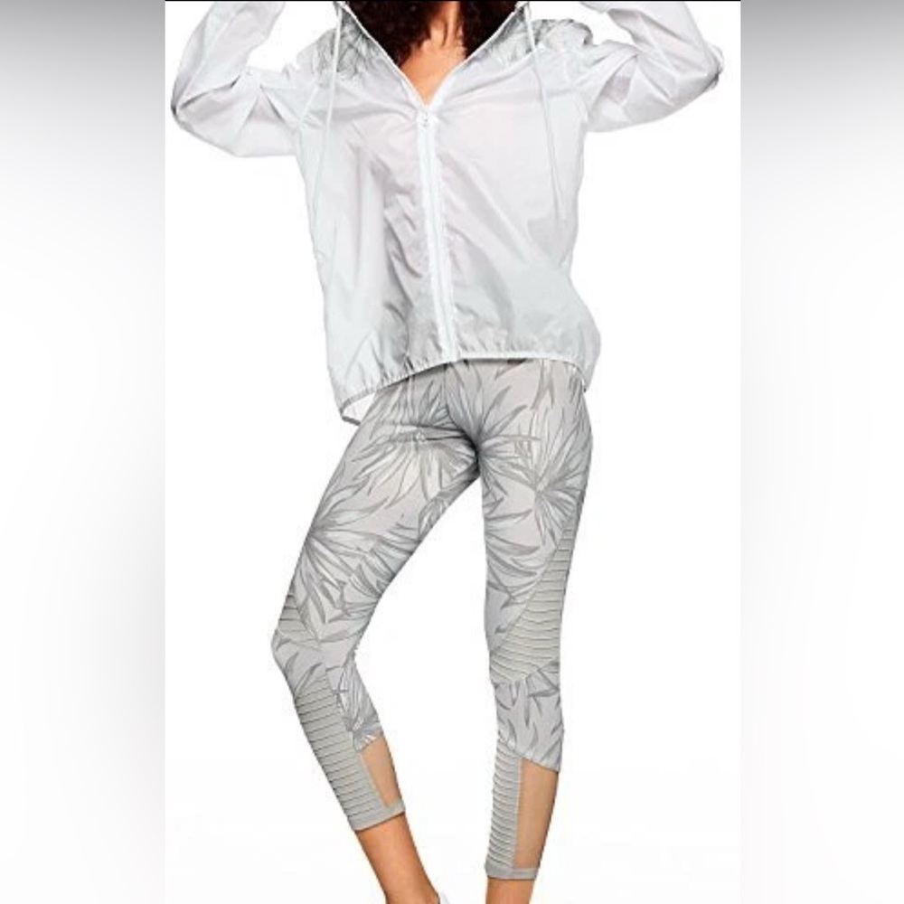 Victoria's Secret PINK Ultimate Palm Moto Ankle Legging
